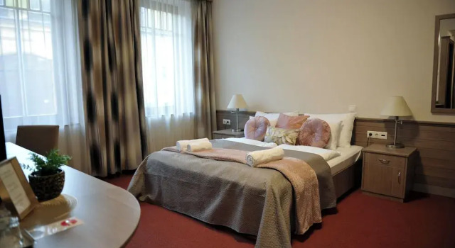 Двухместный номер Superior с видом на город Hotel Három Gúnár