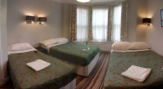 Plaza Hotel, Забронировать Отель Отели Большого Лондона с завтраком, Завтраки