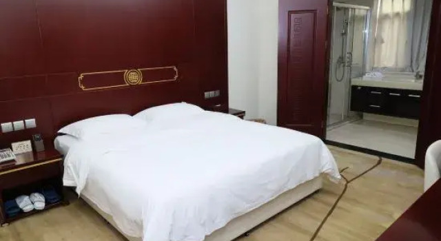Люкс Business Pearl-Spring Hotel - Jinan