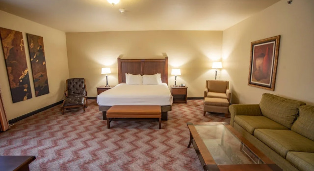 Best Western PLUS Cimarron Hotel & Suites, Boek Hotel Stillwater Oklahoma