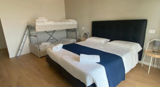 Четырёхместный номер Standard с видом на море Hotel Concordia