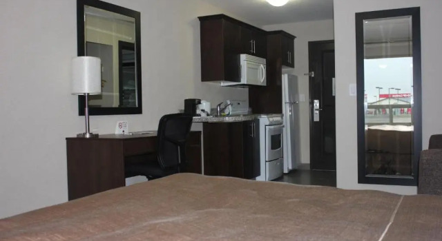 Люкс Western Star Inn & Suites Esterhazy