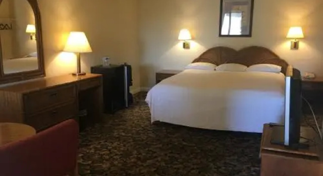 Grand Inn