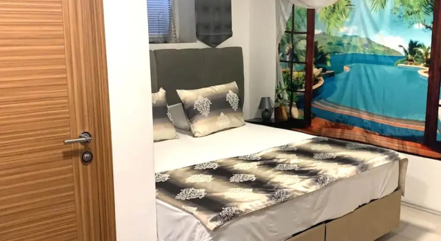 Apartment in Oberhausen Near a Lake