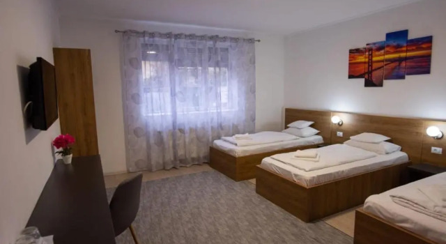 Трёхместный номер Standard Carnival City Hotel Oradea