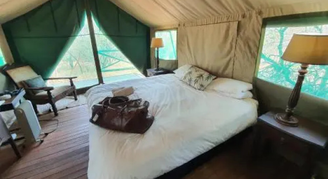 African Elegance Tented Lodge, Buchen Sie Hotel Boshoek 