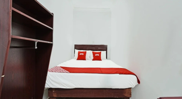 Двухместный номер Deluxe Super OYO 90572 J Hotel Masjid India