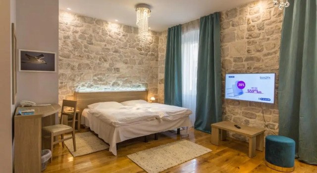 Tifani Luxury Rooms 2, Prenota Bed & breakfast Splitska 