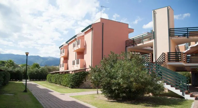 Полулюкс Villaggio Santandrea Resort
