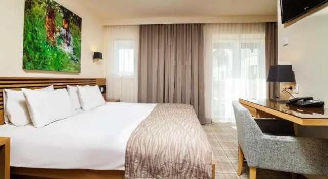 Двухместный номер Deluxe с балконом Ana Hotels Sport Poiana Brasov