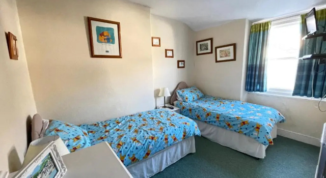 Люкс White Court Llandudno