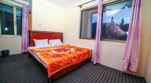 Номер Deluxe Yak Sarai Hotel