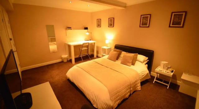 Номер Deluxe Hampton By Hilton Blackburn