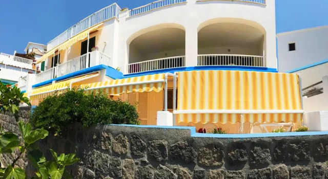 Casa Assunta, Забронировать Отель Серрара Кампания