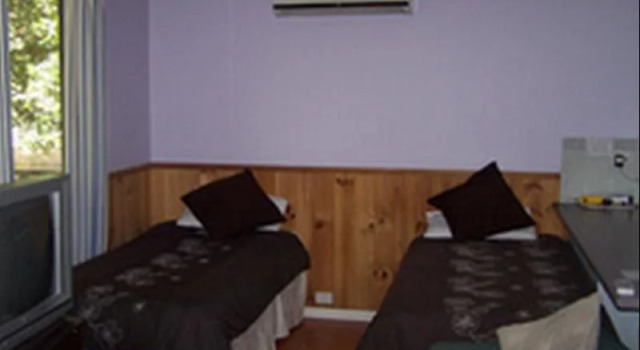Fauna Australia Wildlife Retreat, Book Hotel  