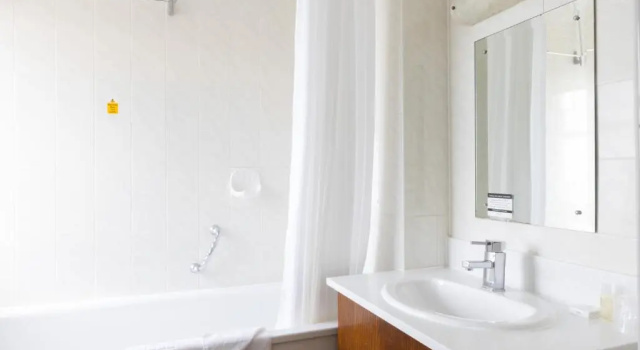 Номер Standard The Burlington Hotel