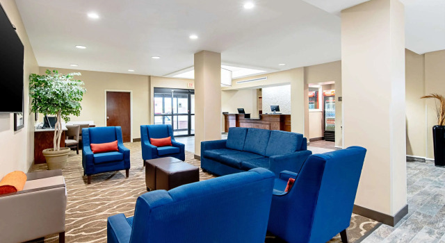Comfort Inn & Suites Pine Bluff, Boek Hotel Hotels in Missouri met zwembad, Zwembad