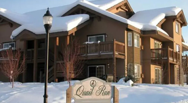 Quail Run Q0503 2 Br Condo by RedAwning, Забронировать Отель Стимбот-Спрингс Колорадо, рядом с Steamboat Powdercats