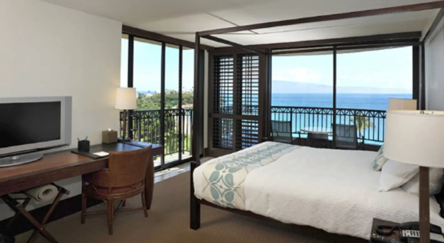 Royal Lahaina Resort & Bungalows, Забронировать Курортный отель Отели Каанапали с бассейном, рядом с Skyline Eco Adventure, Бассейн