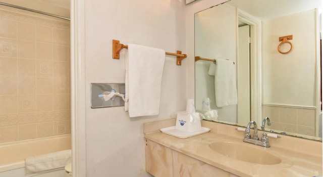 Четырёхместный номер Standard Americas Best Value Inn & Suites Kansas City