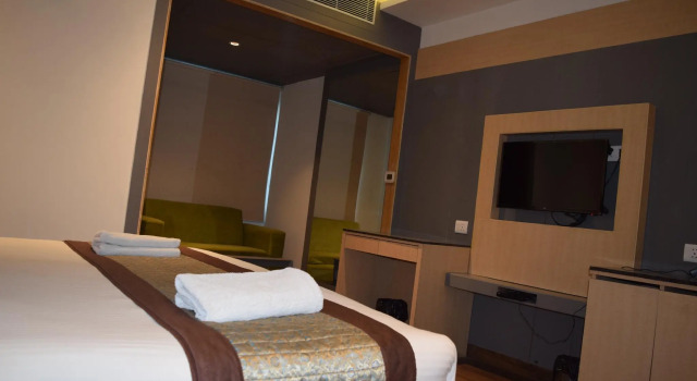 Трёхместный номер Deluxe Hotel Superb Just Near New Delhi Railway Station & Connaught Place
