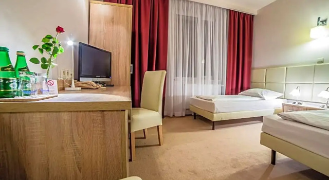 Hotel TM, Prenota Hotel Radom 