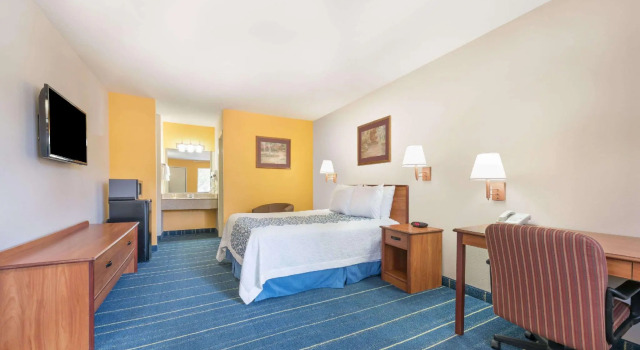 Двухместный номер Standard Days Inn by Wyndham Bryan College Station