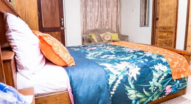 Номер Deluxe Art and Leisure-EB Hotel