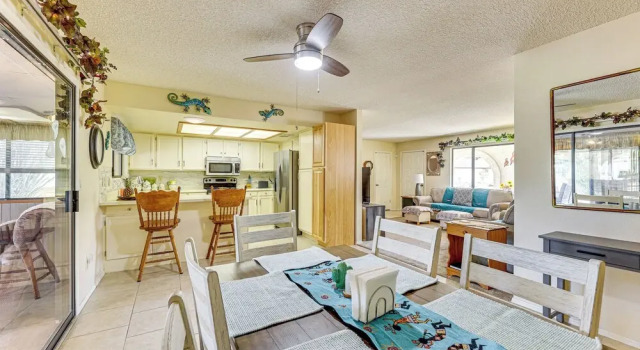 Коттедж Pool Access + Private Backyard: Sunny Mesa Home