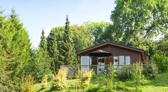 Firs Lodge, Забронировать Отель Отели в центре Нарберт, в центре, Парковка