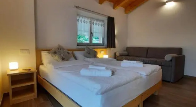 Семейный номер Standard с балконом B&B alla Spiazzőla