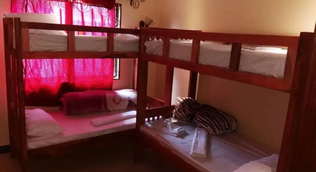 Mtango House Sakina - Hostel