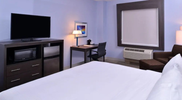 Двухместный номер Standard Holiday Inn Express Hotels & Suites Loma Linda by IHG