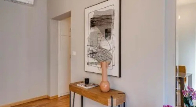 Santo Stefano Apartment