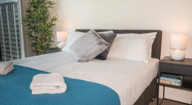 1 Bedroom Studio Apartment near Eagle Street
