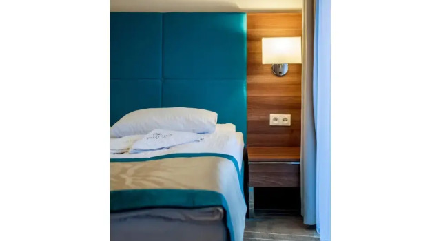 HolidayHomePL Aparthotel z balkonem przy plaży, Забронировать Отель Отели Мендзыздрое 3 звезды, рядом с Kawcza viewpoint, 3*