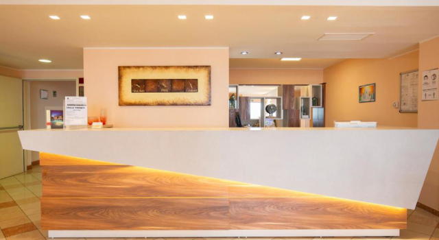 Forte Hotel, Rezerwuj Hotel Hotele w Foresta Umbra z basenem, Basen