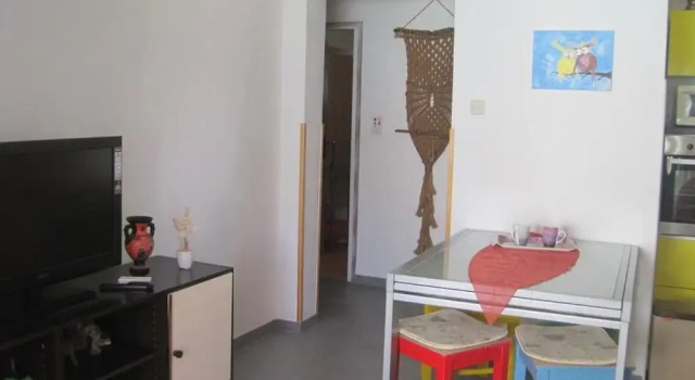 Gana - 50 M From the sea - A1, Rezerwuj Hotel Hotele w Split-Dalmatia County z parkingiem, Parking