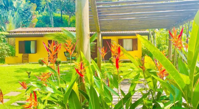 Residencial e Suítes Heloá - Paraty, Забронировать Отель Отели штата Рио-де-Жанейро с парковкой, Парковка