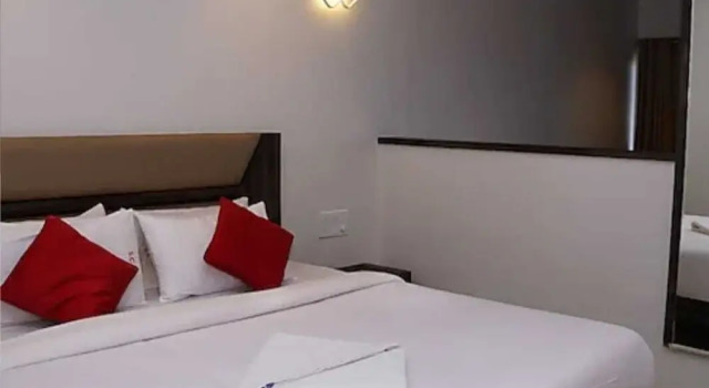 Sai Cottage, Забронировать Дом для отпуска Коттеджи Махабалешвар, рядом с Озеро Венна, Коттедж