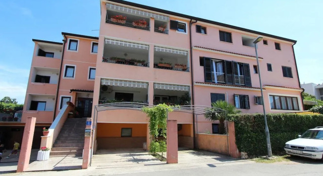 Apartmani Romano, Забронировать Апарт-отель Апарт-отели Ровинь, Апарт-отель
