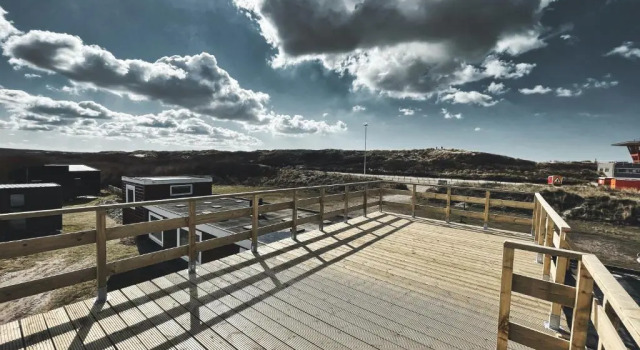 Коттедж Basecamp Tiny House Eco-resort IJmuiden
