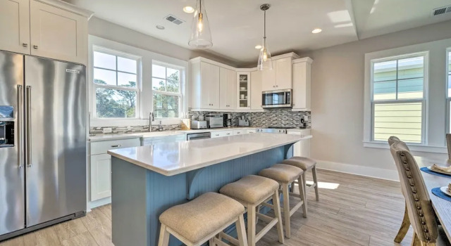 Апартаменты Kure Beach Townhome: Short Walk to the Beach!