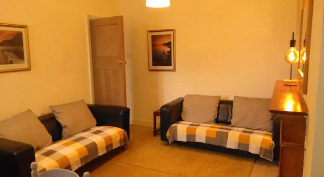 Apartment with Outside Patio and Car Space, Varaa Huoneisto Asunnot kohteessa Merseyside, Huoneisto