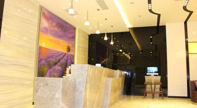 Lavande Hotel Gz Dongxiaonan Metro Station Branch, Rezervasyon Otel Guangdong otoparklı oteller, Otopark