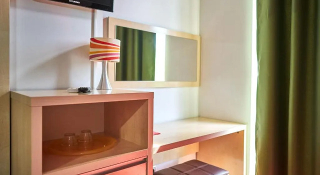 Двухместный номер Economy Hotel Alma