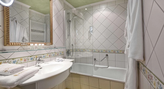 Двухместный номер Comfort с балконом Alpines Lifestyle Hotel Tannenhof