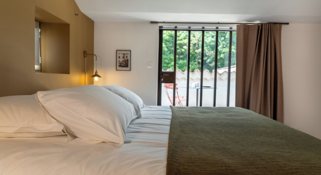 PANTOUFLE, Book Hotel Marsanne Drôme Provençale