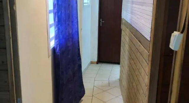 Maison de 2 chambres avec terrasse et wifi a Vieux Habitants, Забронировать Отель Отели Вьё-Абитан 4 звезды, 4*