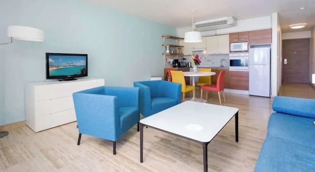 Люкс Royal Islander Club Resort La Plage